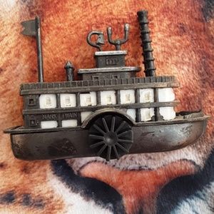 Vintage boat diacast pencil sharpener